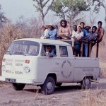 The zoology students at the University of Ibadan spent a few days observing animals in the Nigerian 'bush' each year. Occasionally the Zoological Garden became involved in these trips. Above I have joined a group of students on a visit to the Borgu Game Reserve - and in that sun I soon put my shirt back on! Early 1974.