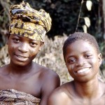 5. While I was watching the palm wine tapper, these two girls were working on some land nearby and eventually came over to greet me. Moniya, south western Nigeria, January 1982. END OF SEQUENCE